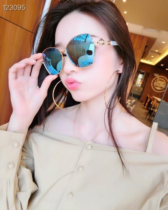 CHANEL香奈兒 新款 原單品質 花料板材鏡腿 高清寶麗來偏光鏡片 女款太陽鏡  lly1440